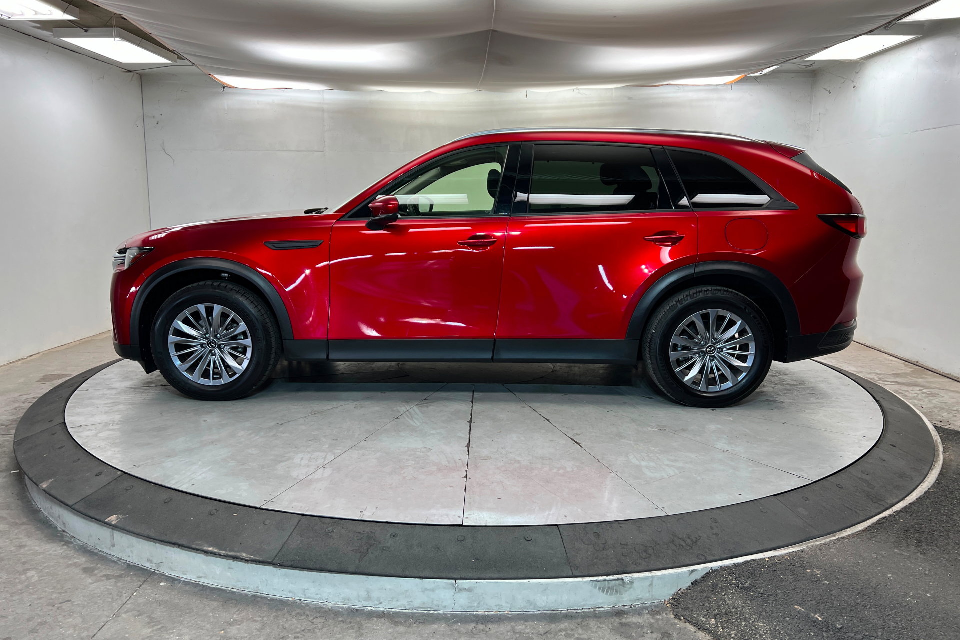 Used 2024 MAZDA CX-90 3.3 Turbo w/ Preferred Plus image 2