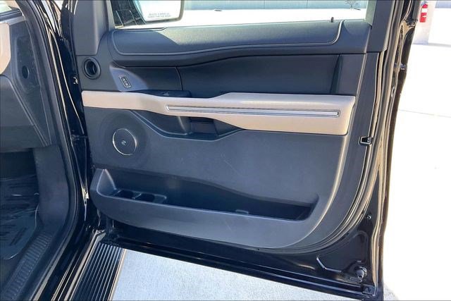 Used 2024 Ford Expedition Max Limited image 29