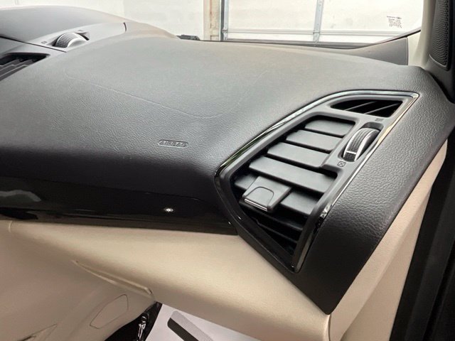 Used 2019 Ford Escape Titanium FWD image 13