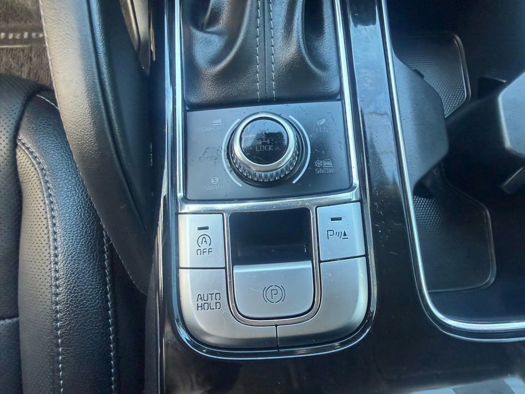 Used 2023 Kia Telluride EX w/ EX Captain's Chair Package AWD/4WD image 20