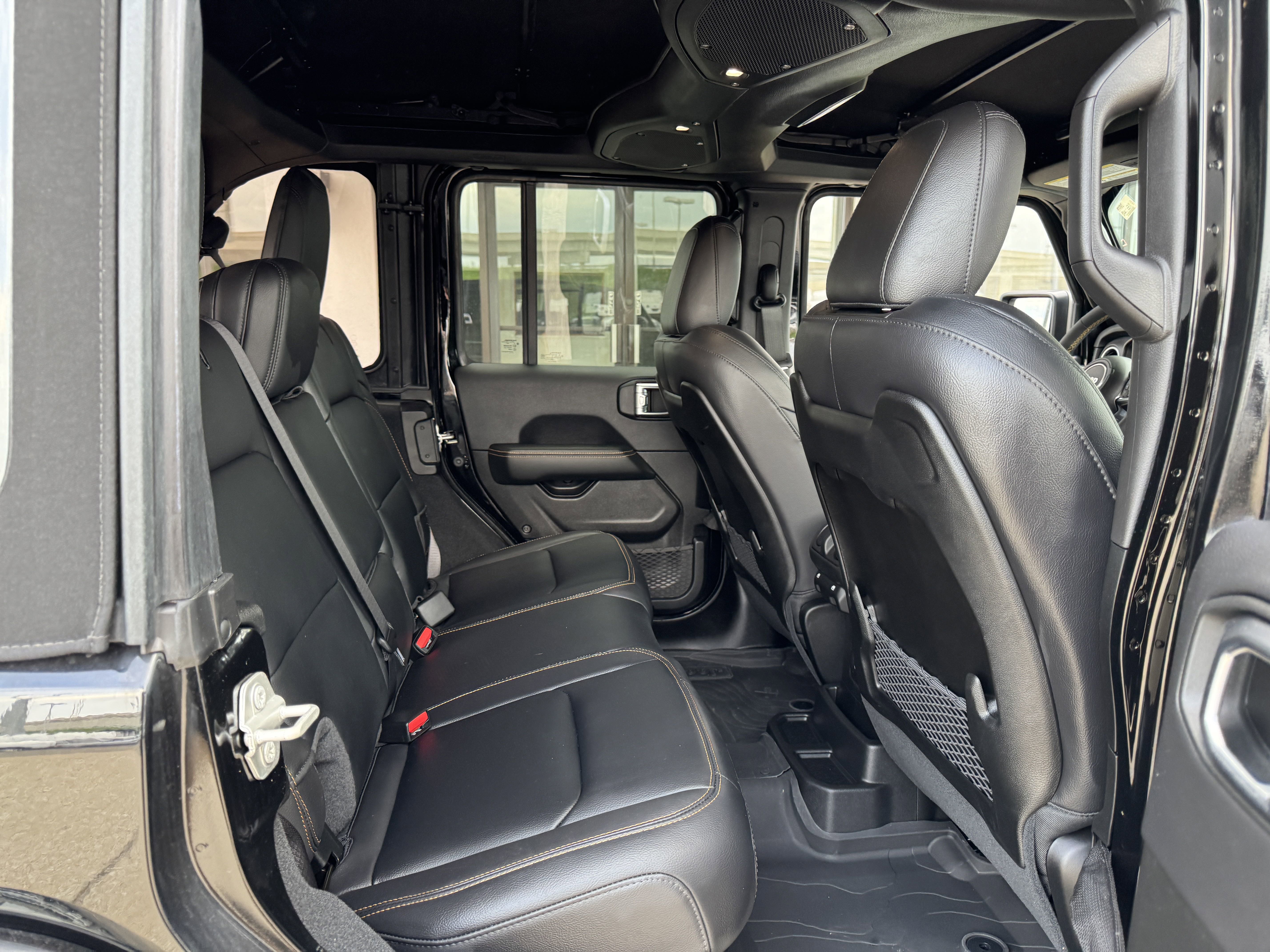 New 2024 Jeep Wrangler Sahara w/ Technology Group image 29