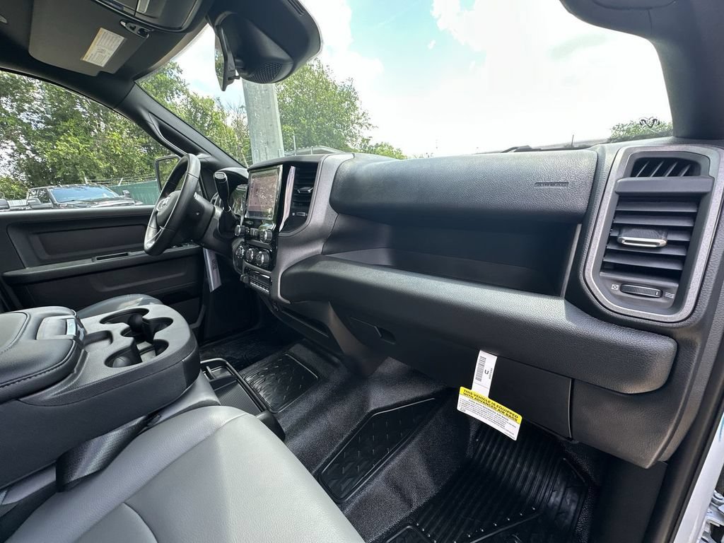 New 2026 RAM 3500 Tradesman w/ Chrome Appearance Group A AWD/4WD image 36