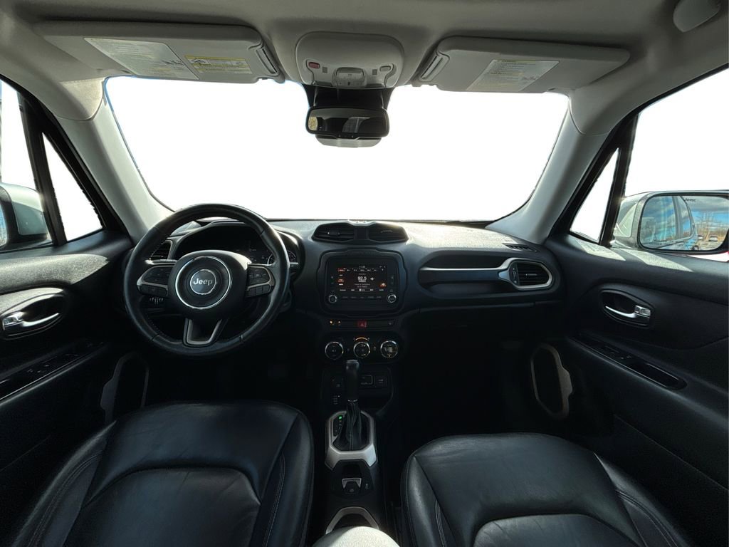Used 2016 Jeep Renegade Limited image 25