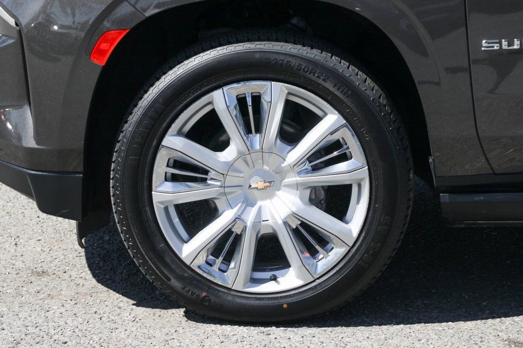 Used 2021 Chevrolet Suburban High Country w/ Premium Package image 49