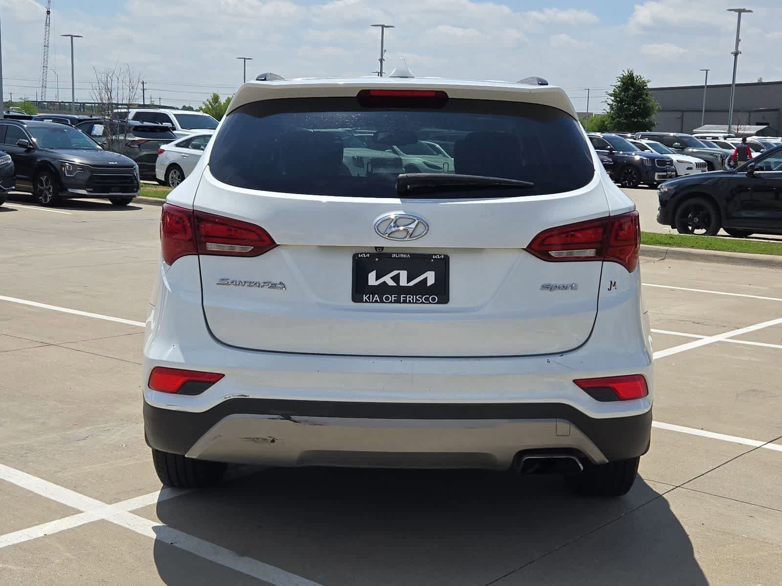 Used 2017 Hyundai Santa Fe Sport FWD image 5