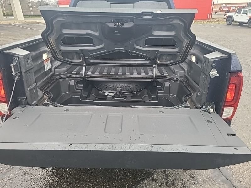 Used 2023 Honda Ridgeline RTL-E image 12