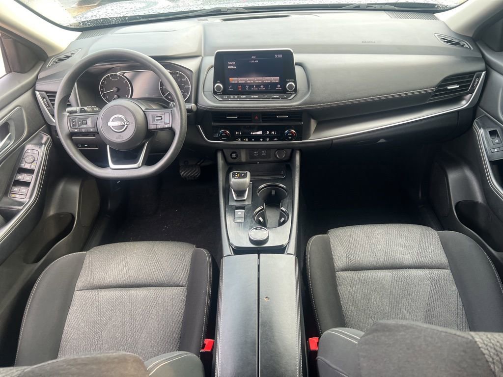 Used 2024 Nissan Rogue SV image 18