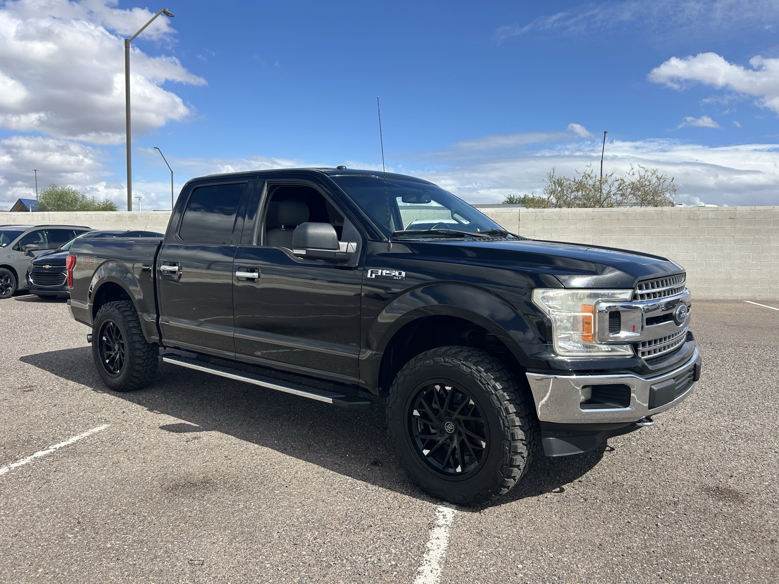 Used 2018 Ford F150 XLT w/ Equipment Group 302A Luxury AWD/4WD image 7