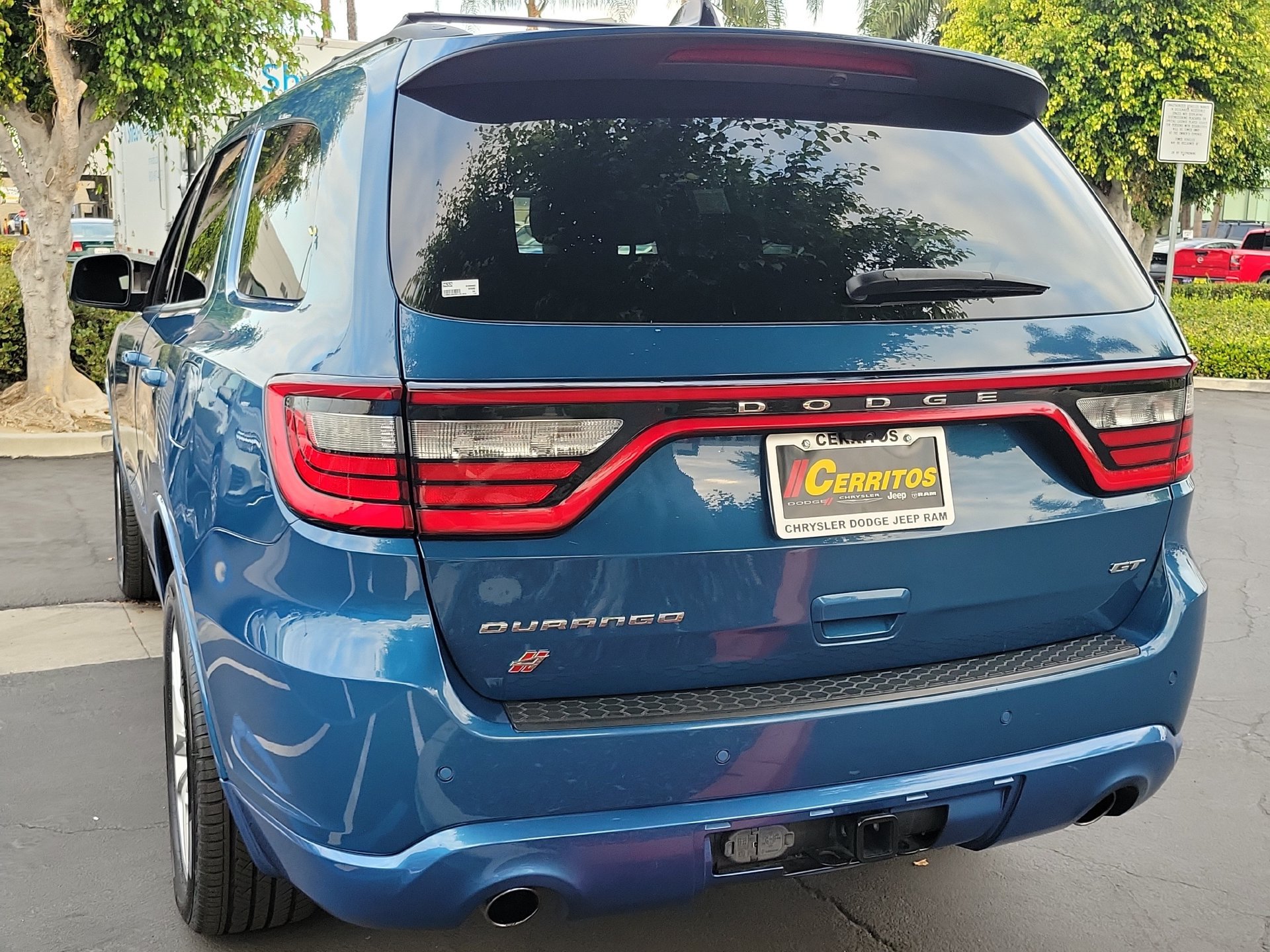 Used 2024 Dodge Durango GT AWD/4WD image 3