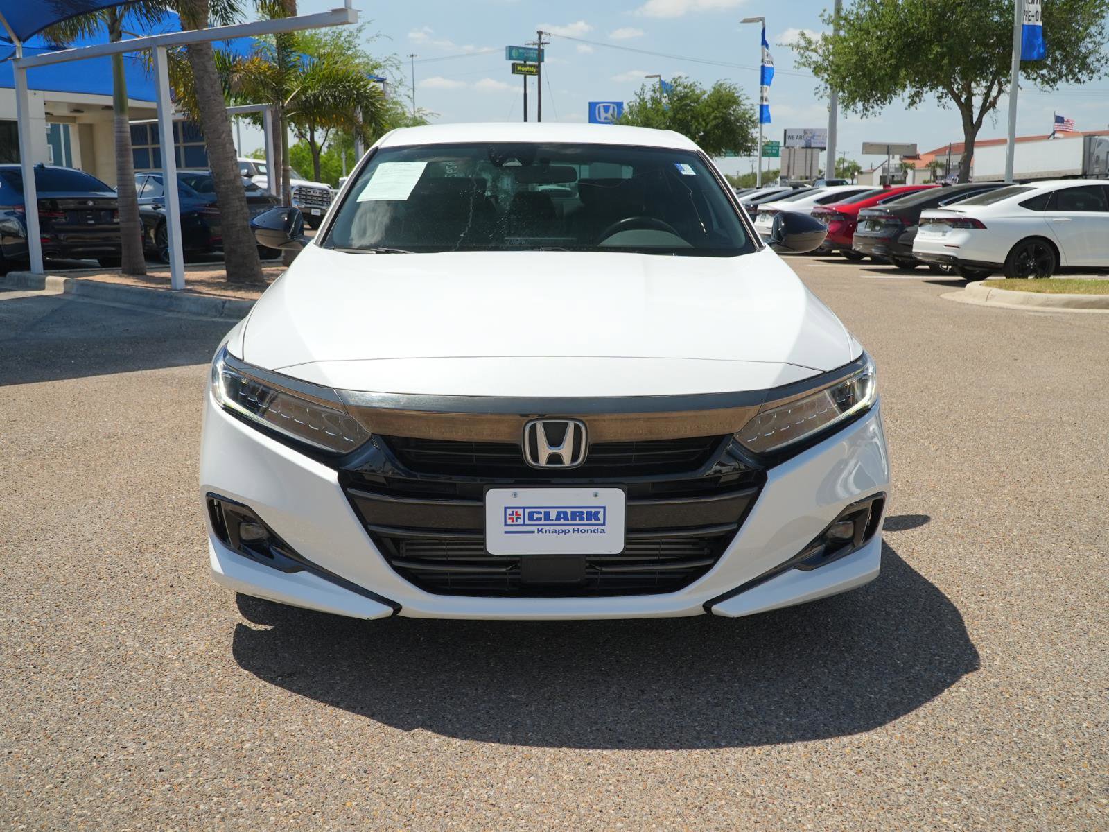 Used 2022 Honda Accord Sport image 2