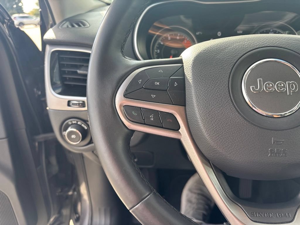 Used 2019 Jeep Cherokee Limited AWD/4WD image 18