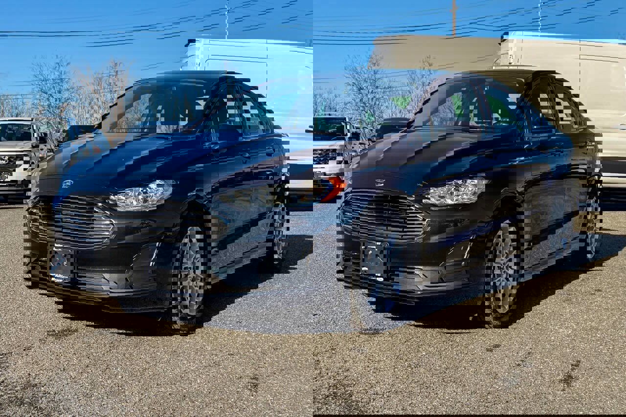 Used 2020 Ford Fusion SE image 7