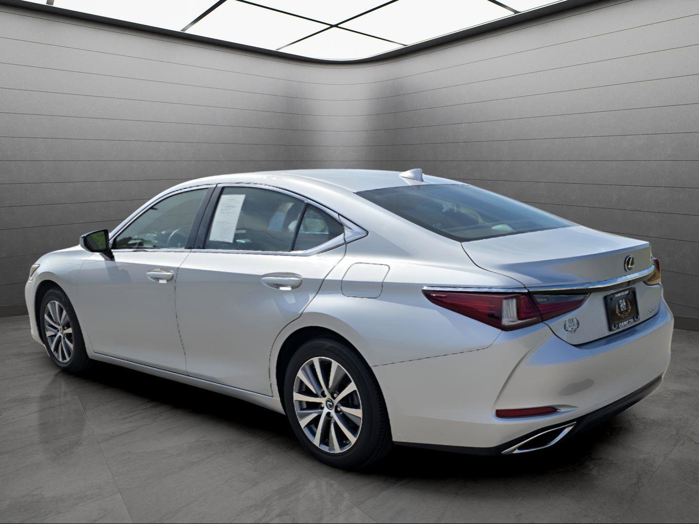 Used 2020 Lexus ES 350 image 7