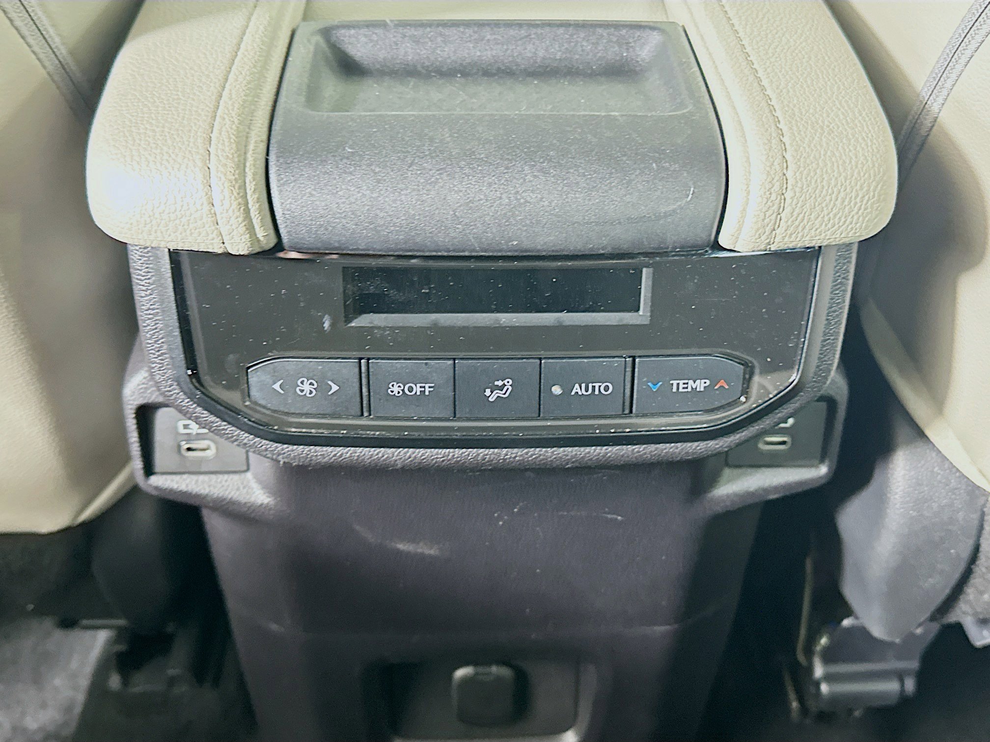 Used 2025 Toyota Grand Highlander FWD image 28