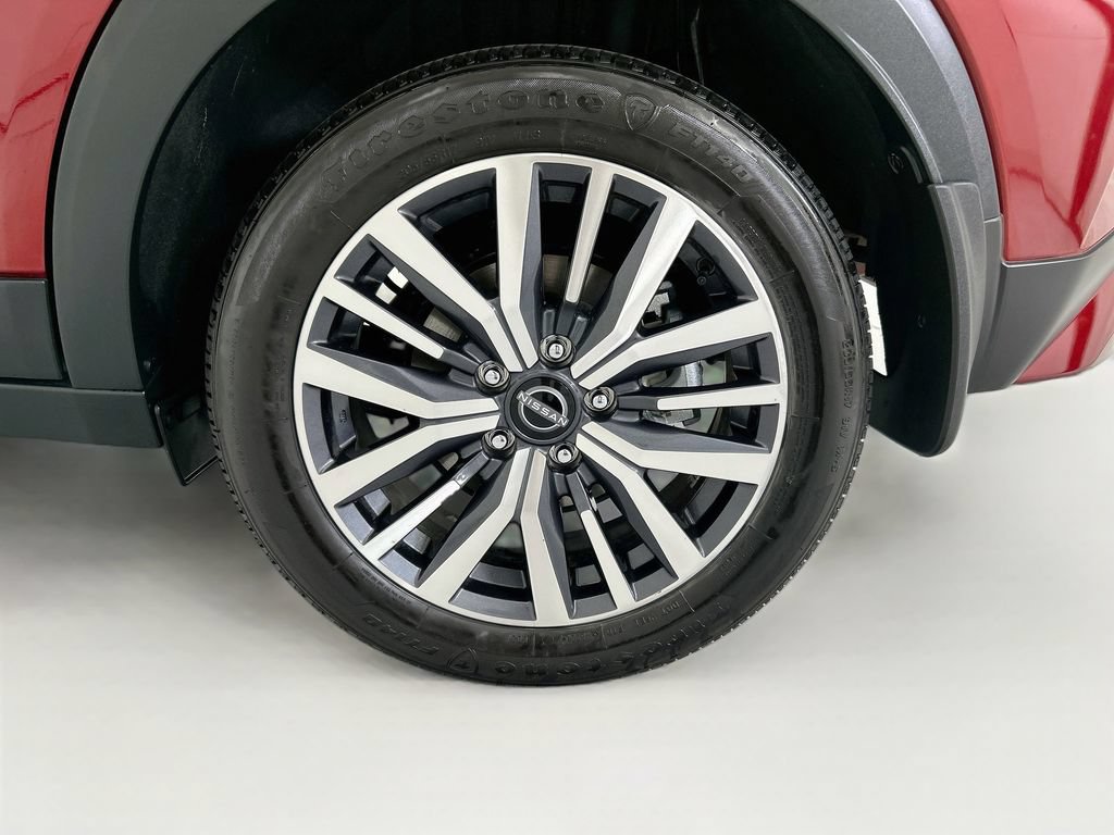 Used 2023 Nissan Kicks SV FWD image 29