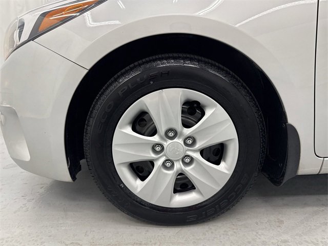Used 2018 Kia Forte LX image 10