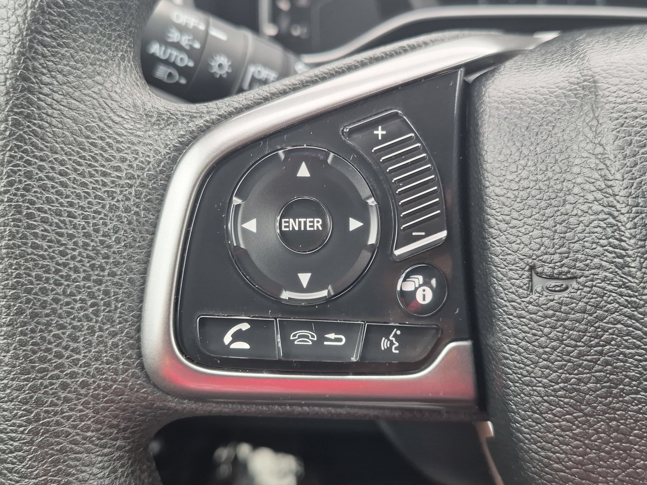 Used 2017 Honda CR-V EX image 14