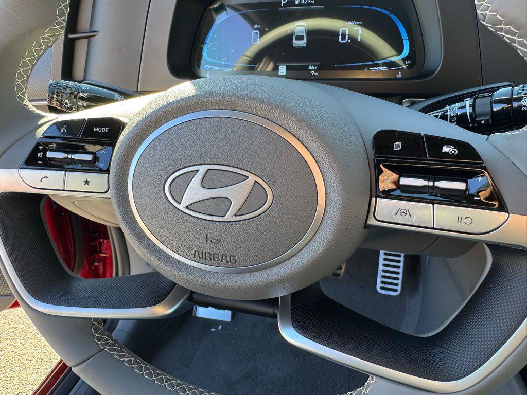 New 2025 Hyundai Elantra Sport FWD image 27