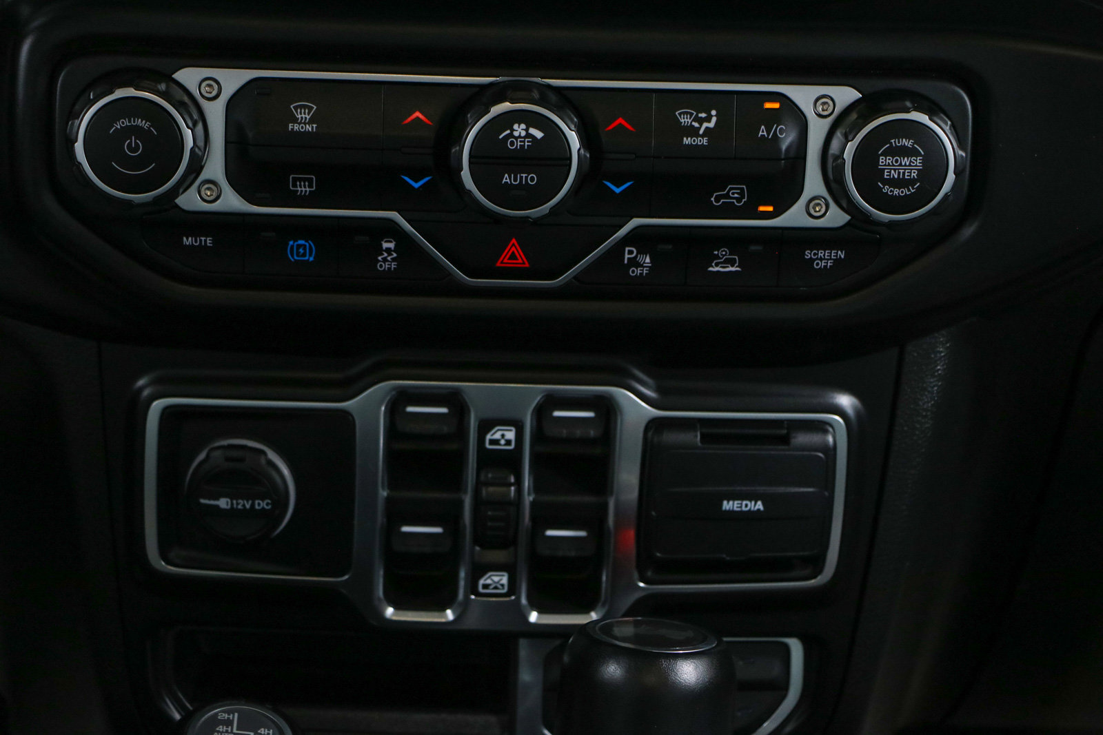 Used 2021 Jeep Wrangler Unlimited Sahara image 22