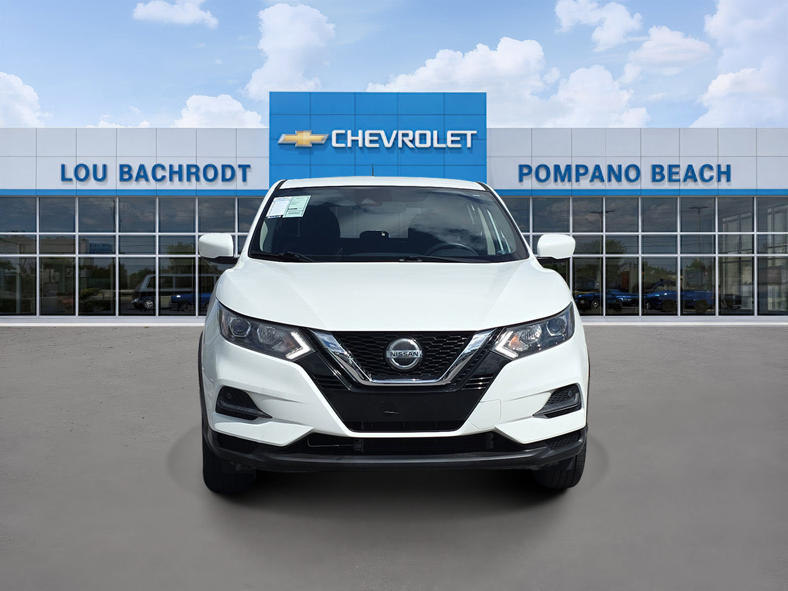 Used 2020 Nissan Rogue Sport S image 2