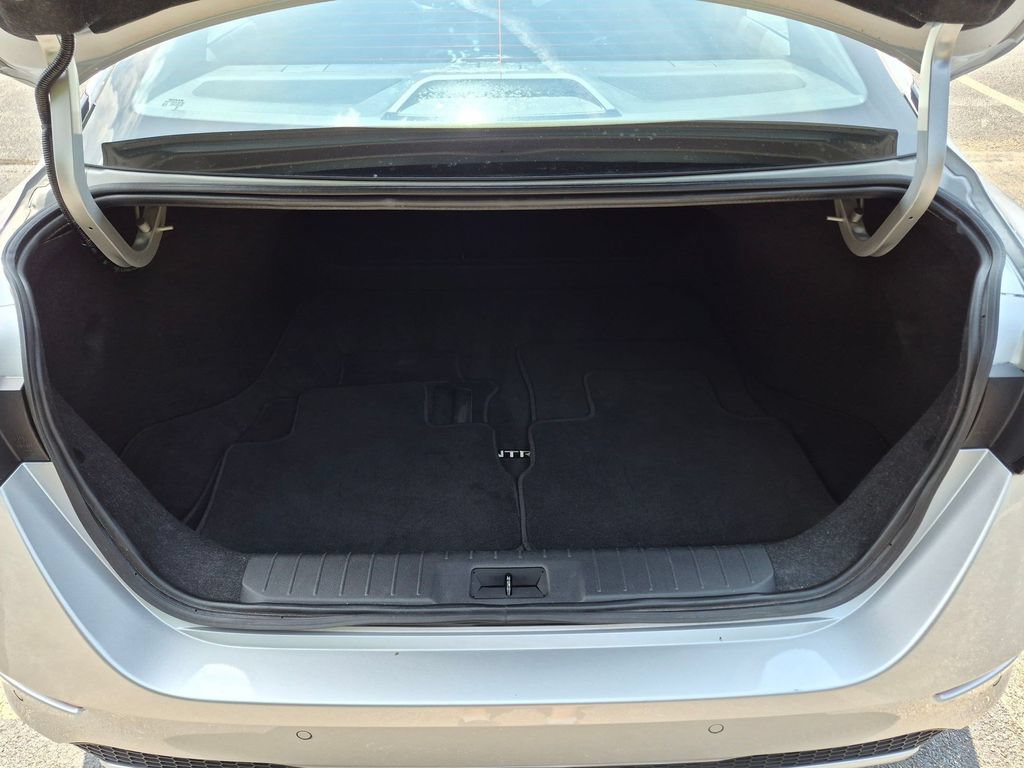 Certified 2023 Nissan Sentra SV FWD image 9