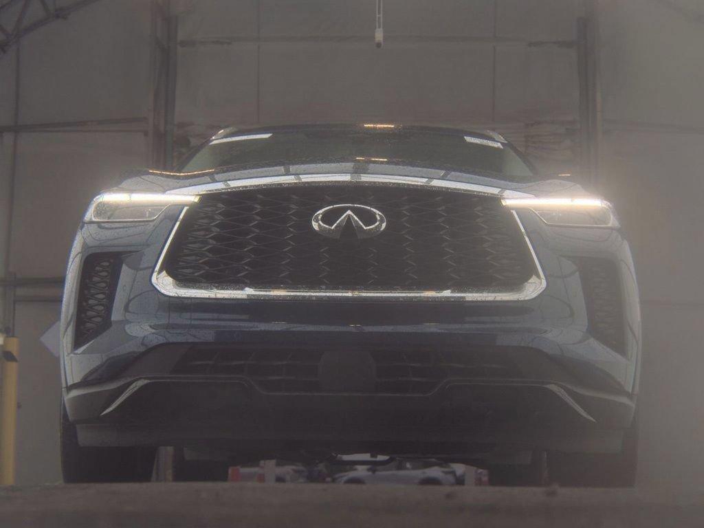 Certified 2023 INFINITI QX60 Luxe w/ Cargo Package FWD image 4