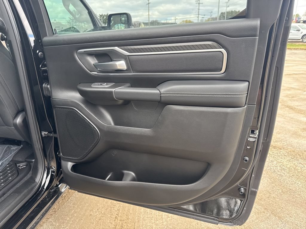 New 2026 RAM 1500 Big Horn AWD/4WD image 28