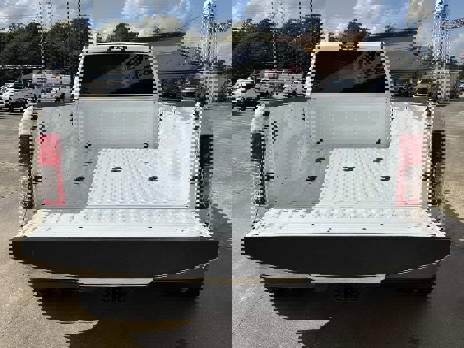 Used 2024 RAM 3500 Tradesman w/ Chrome Appearance Group image 33