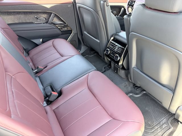 New 2026 Land Rover Range Rover Sport Dynamic SE AWD/4WD image 13