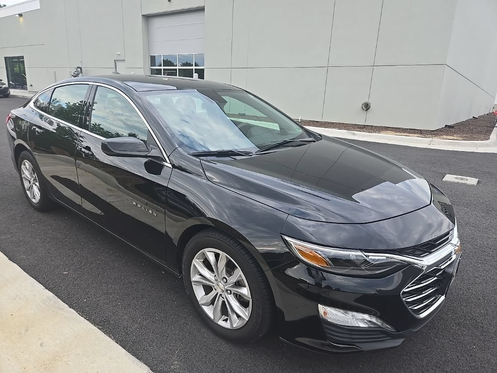 Used 2024 Chevrolet Malibu LT FWD image 3