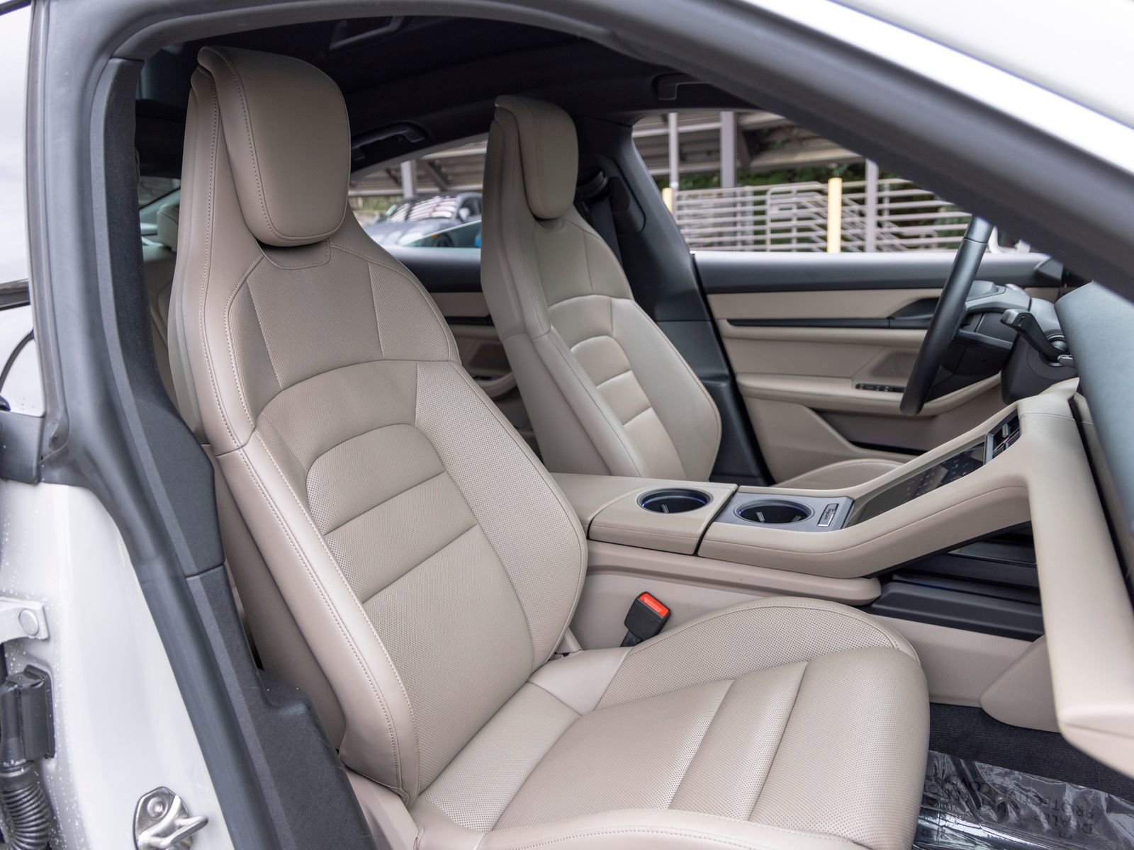 Certified 2022 Porsche Taycan 4S AWD/4WD image 61