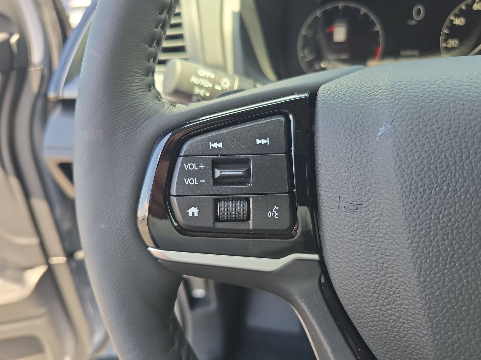Certified 2026 Honda Odyssey Elite image 23