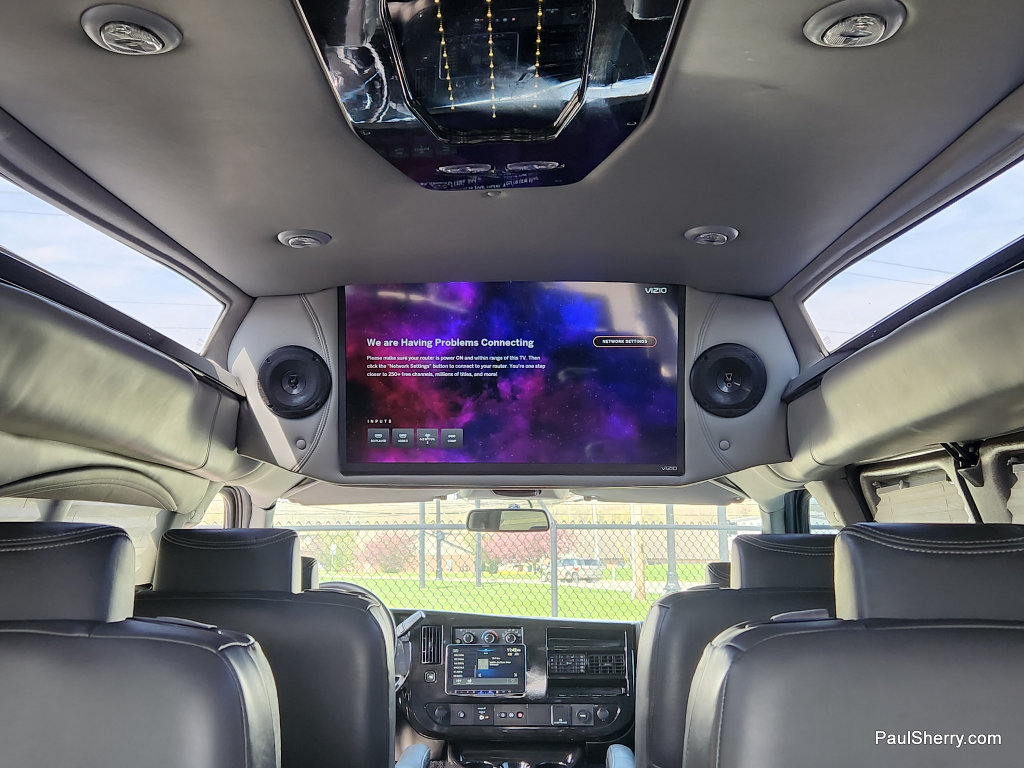 Used 2023 GMC Savana 2500 Extended RWD image 34