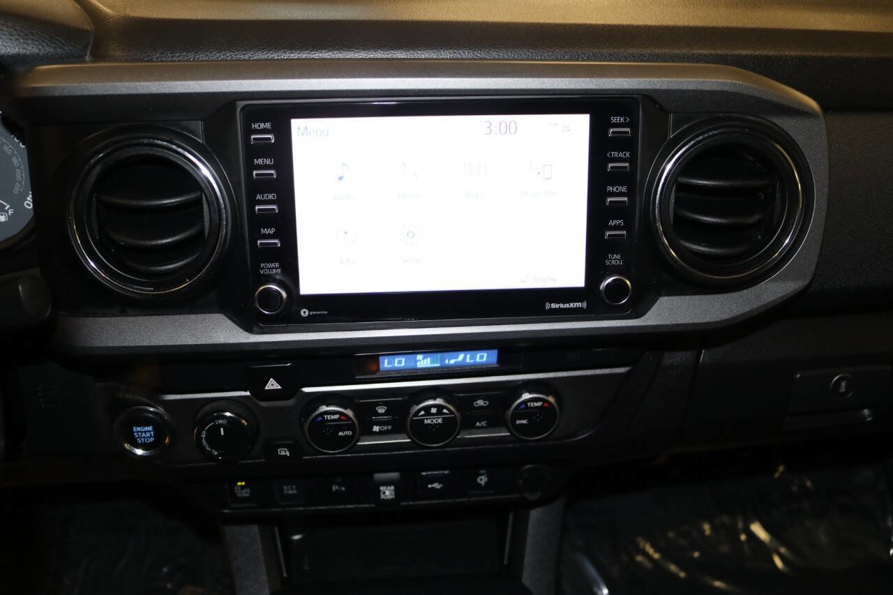 Used 2022 Toyota Tacoma TRD Off-Road image 34