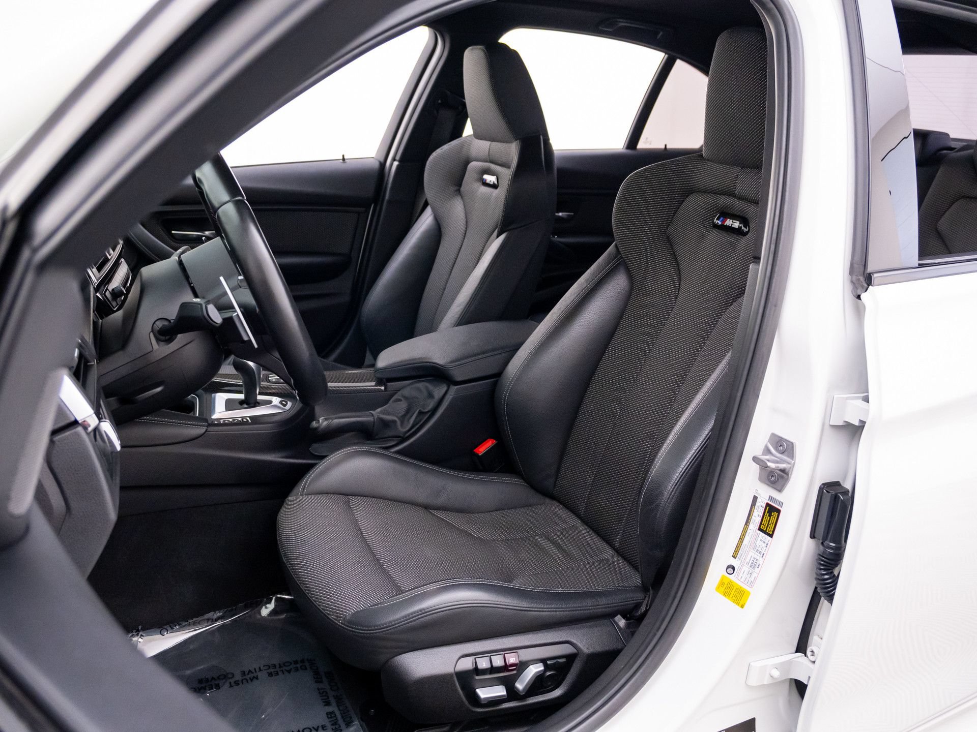 Used 2018 BMW M3 RWD image 17