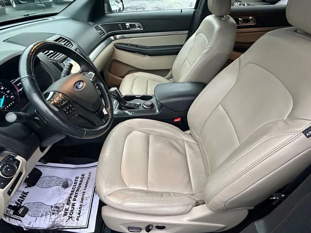 Used 2018 Ford Explorer XLT w/ Equipment Group 202A AWD/4WD image 10