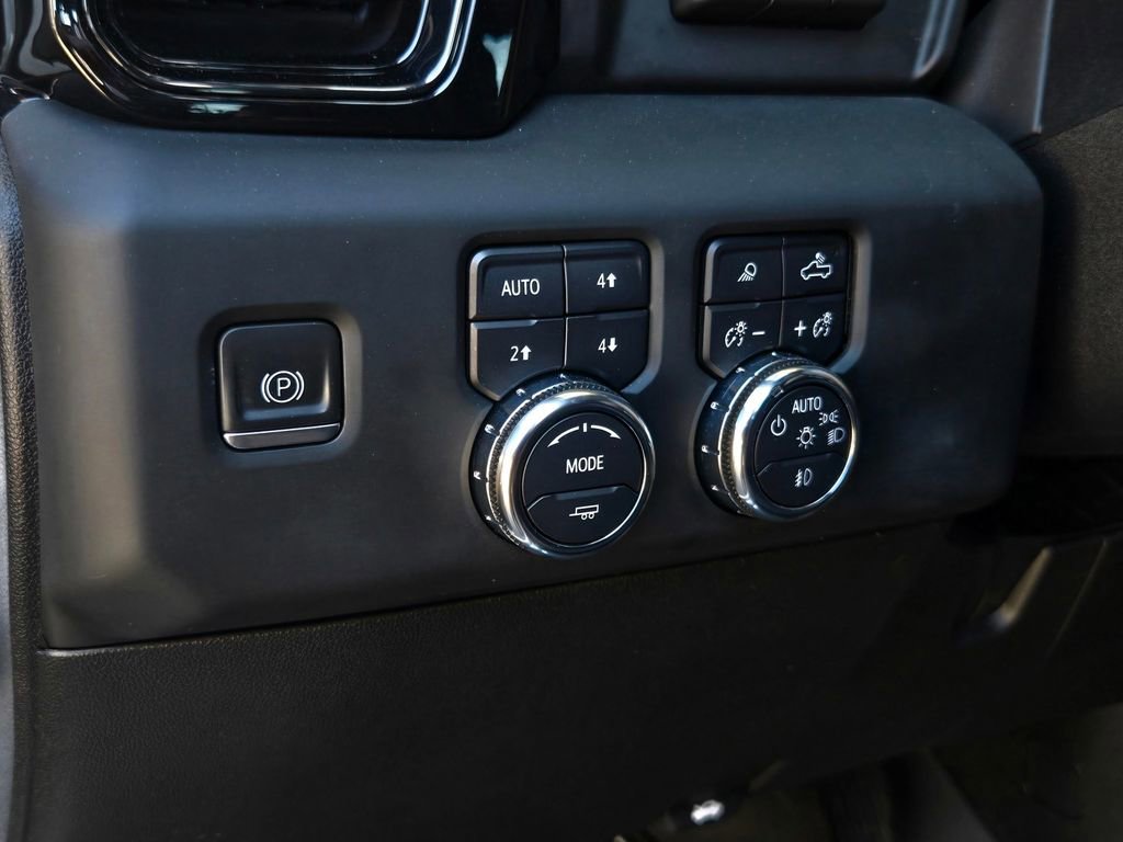 Used 2024 GMC Sierra 2500 AT4 w/ AT4 Premium Plus Package image 24