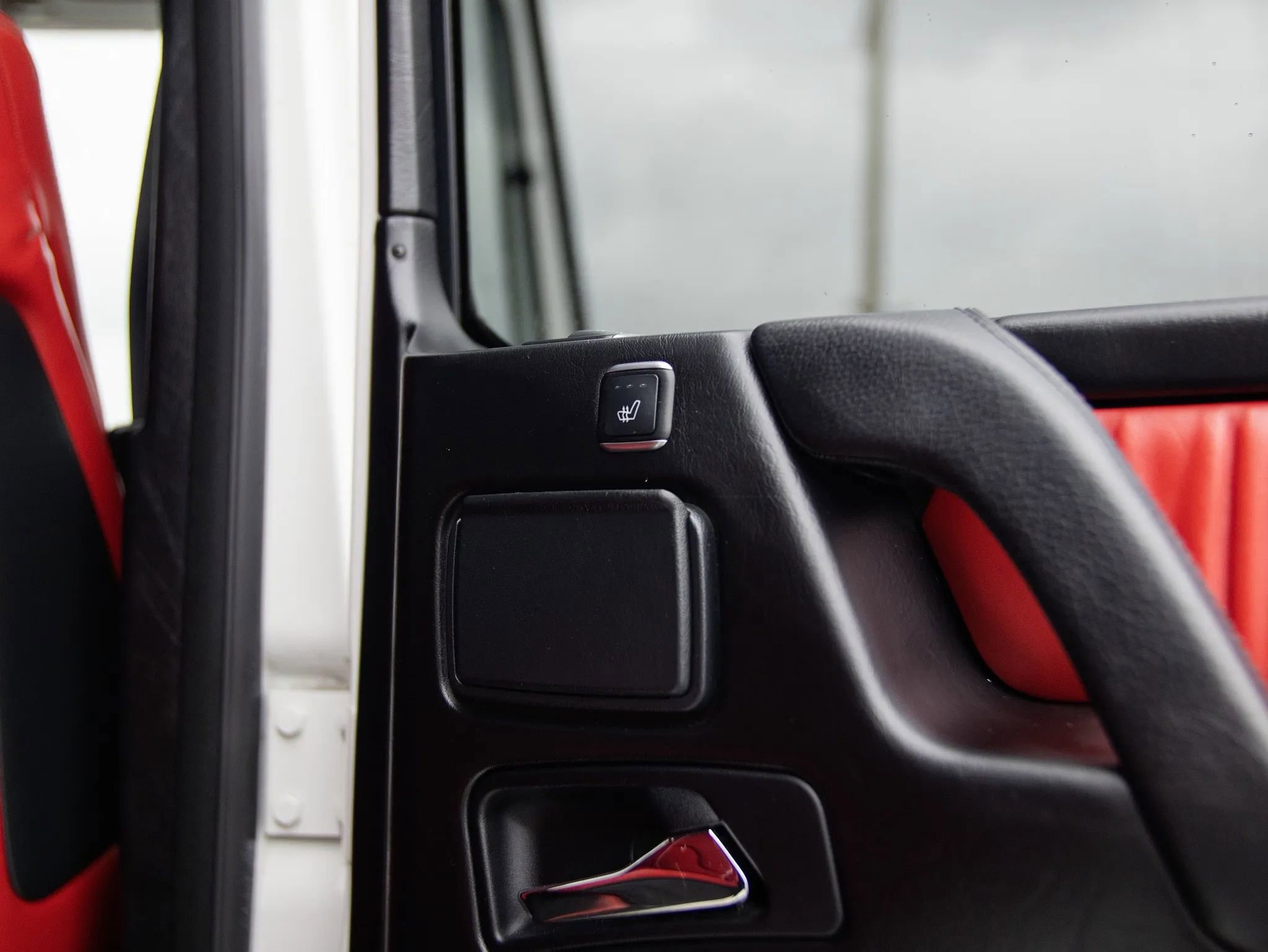 Used 2017 Mercedes-Benz G 550 w/ Night Package image 32