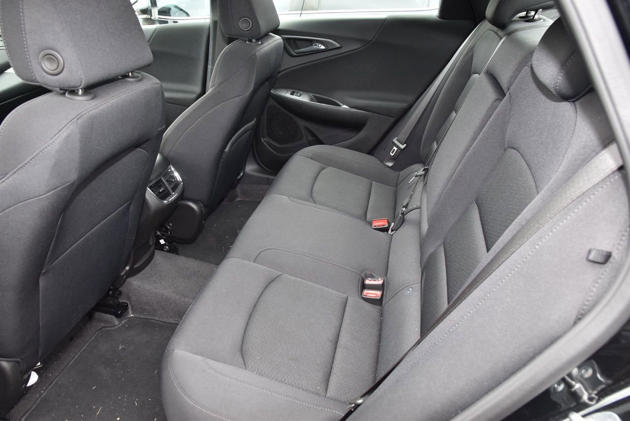 Used 2025 Chevrolet Malibu LT w/ Midnight Edition image 11