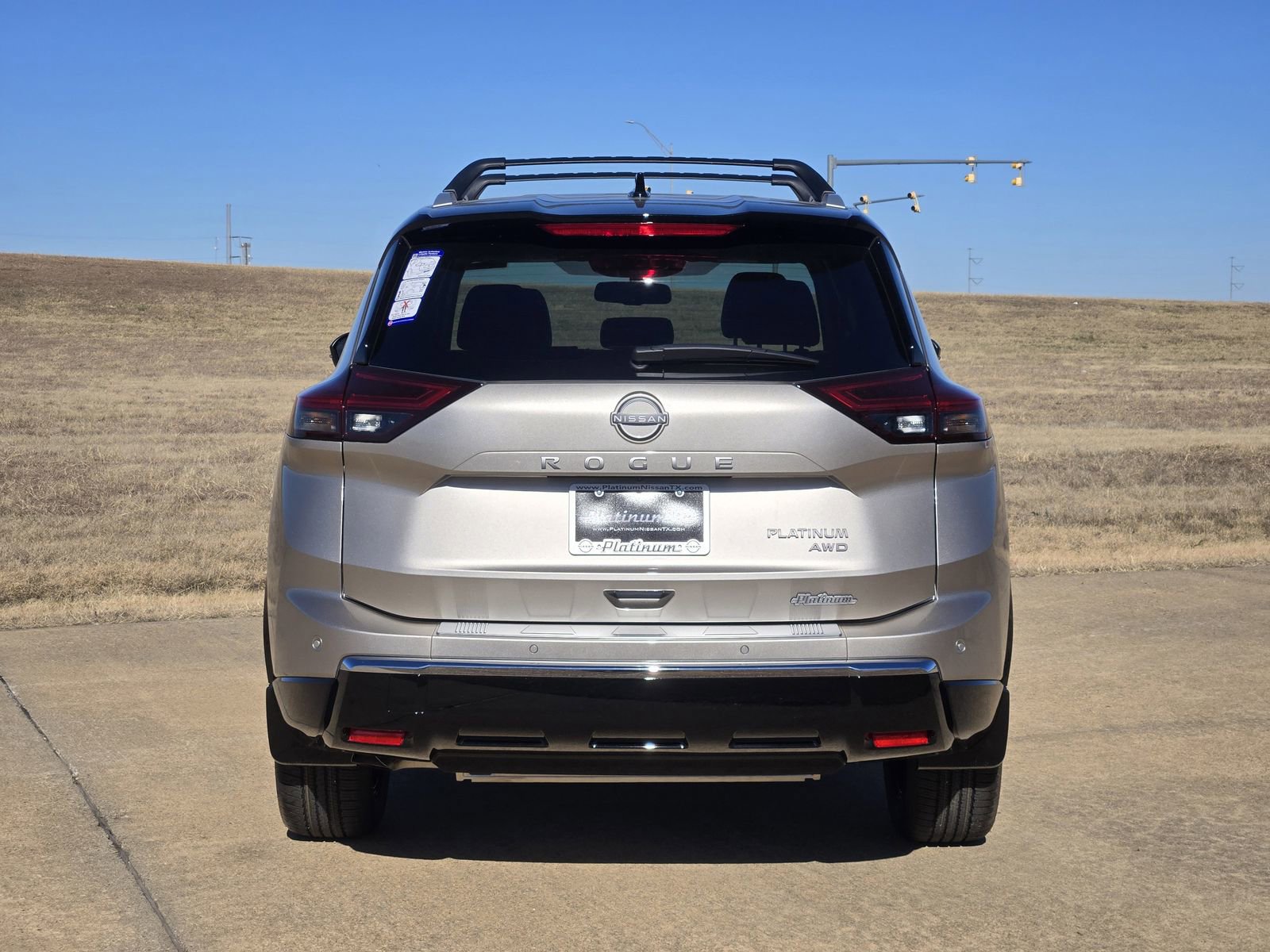 New 2026 Nissan Rogue Platinum image 8