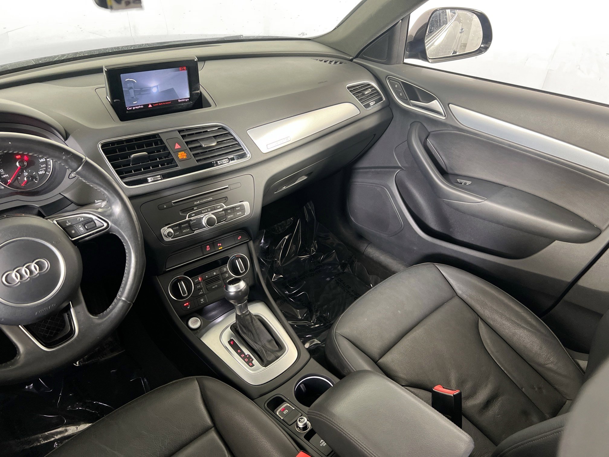 Used 2018 Audi Q3 2.0T Premium w/ Convenience Package image 22