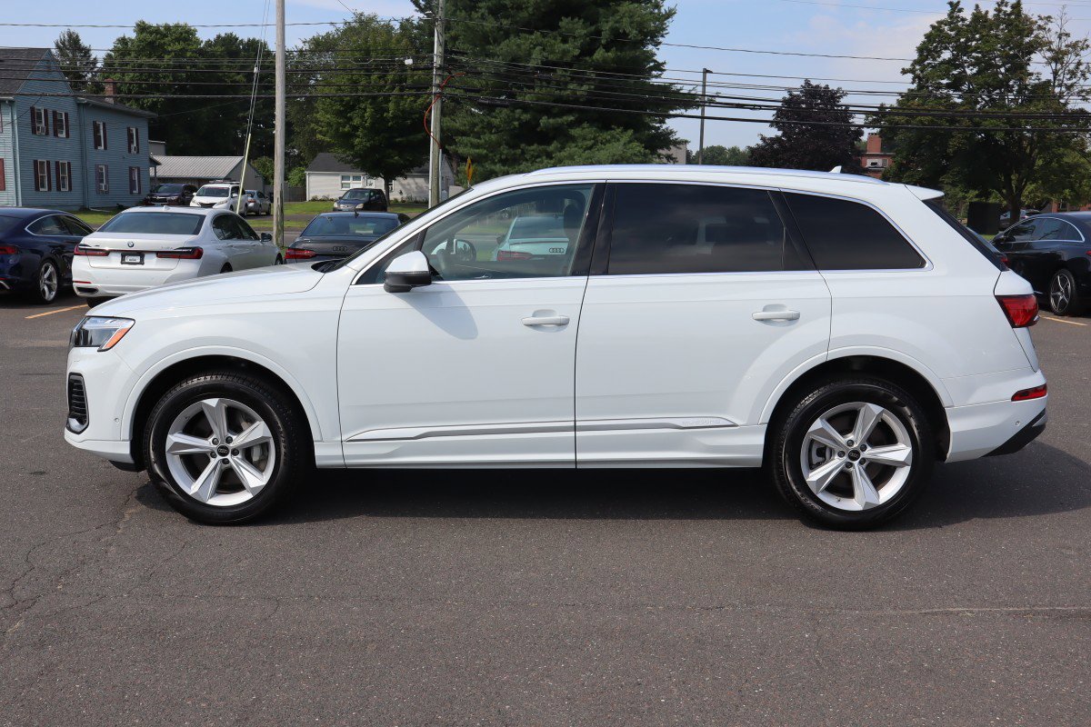 Used 2025 Audi Q7 2.0T Premium w/ Convenience Package image 8