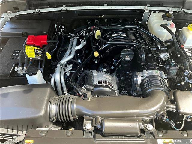 Used 2023 Jeep Gladiator Rubicon AWD/4WD image 11