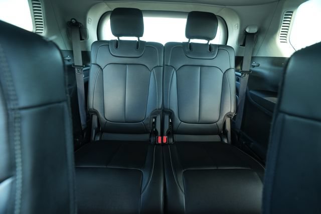 Used 2022 Jeep Grand Cherokee L Limited AWD/4WD image 29