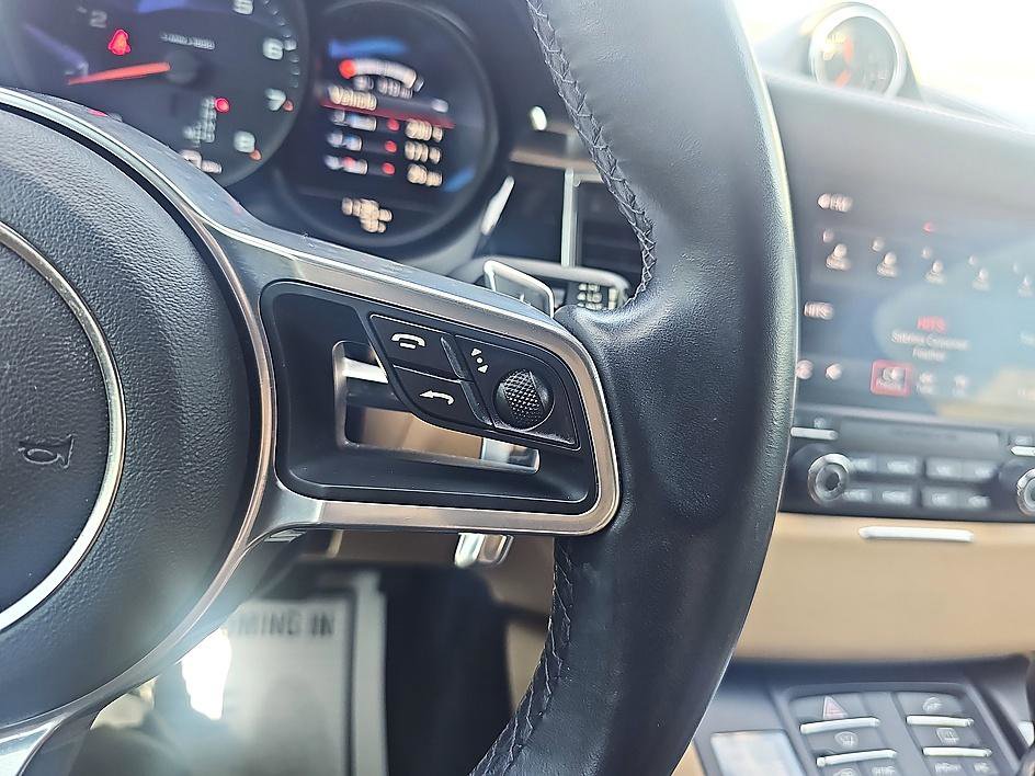 Used 2018 Porsche Macan image 22