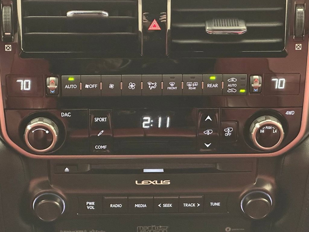 Used 2022 Lexus GX 460 Luxury w/ Sport Design Package image 28