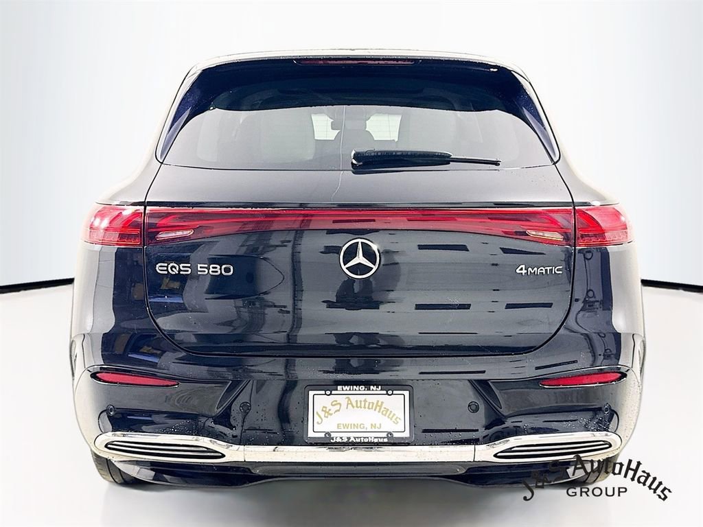 Used 2023 Mercedes-Benz EQS 580 4MATIC SUV image 6