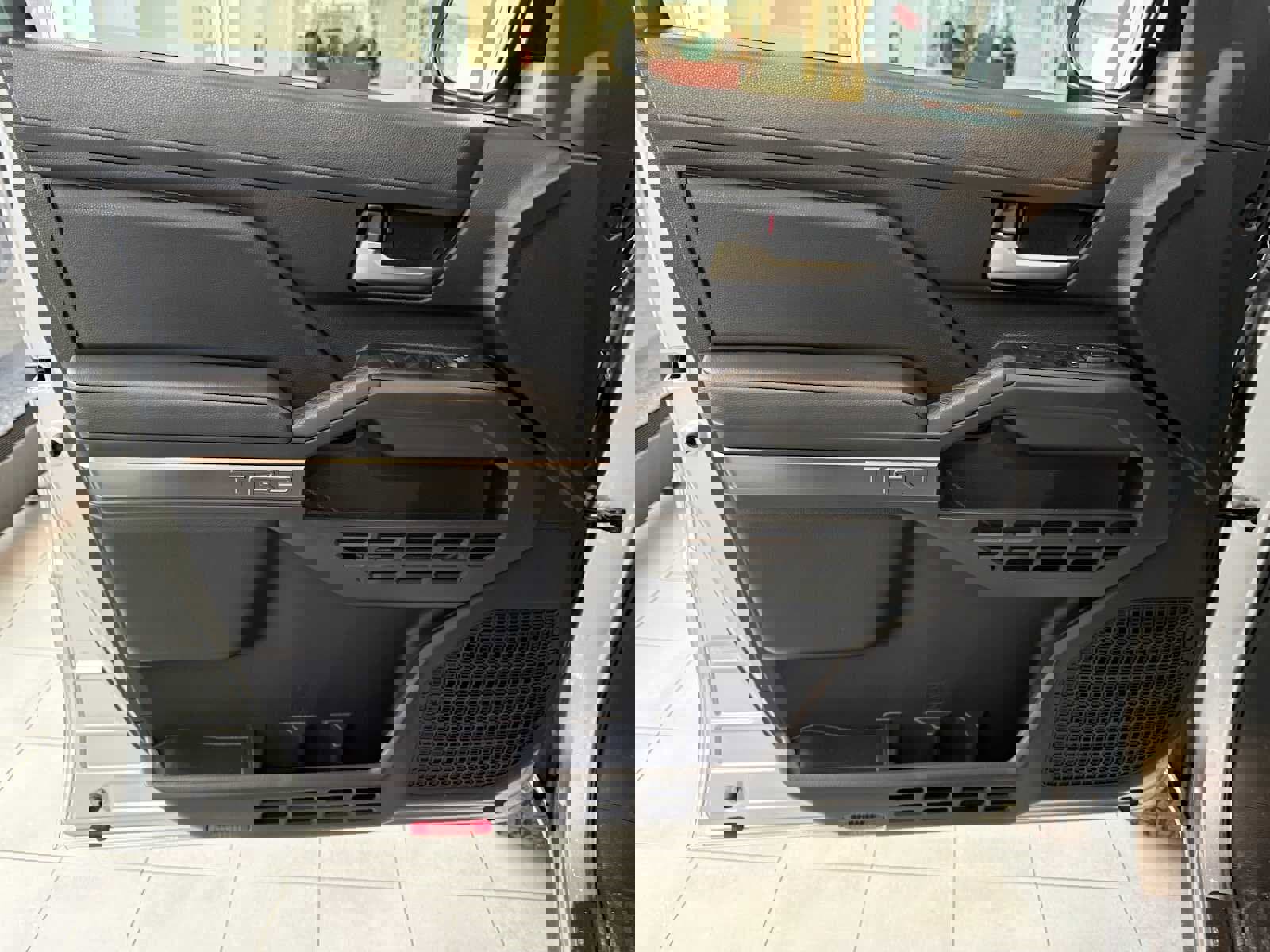 New 2025 Toyota Tacoma TRD Off-Road image 8