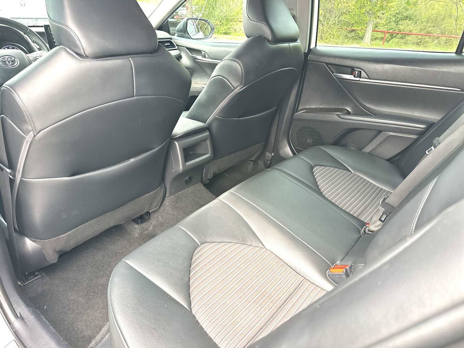 Used 2023 Toyota Camry SE image 24