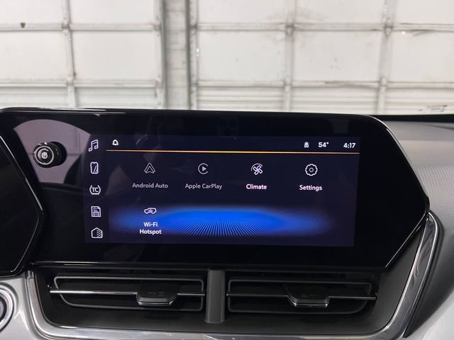 Used 2025 Chevrolet Trax LT image 44